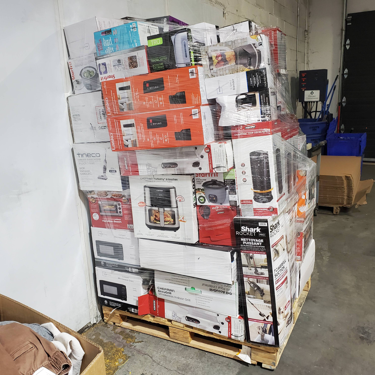 Uploaded photo: Mixed appliance/home goods pallet