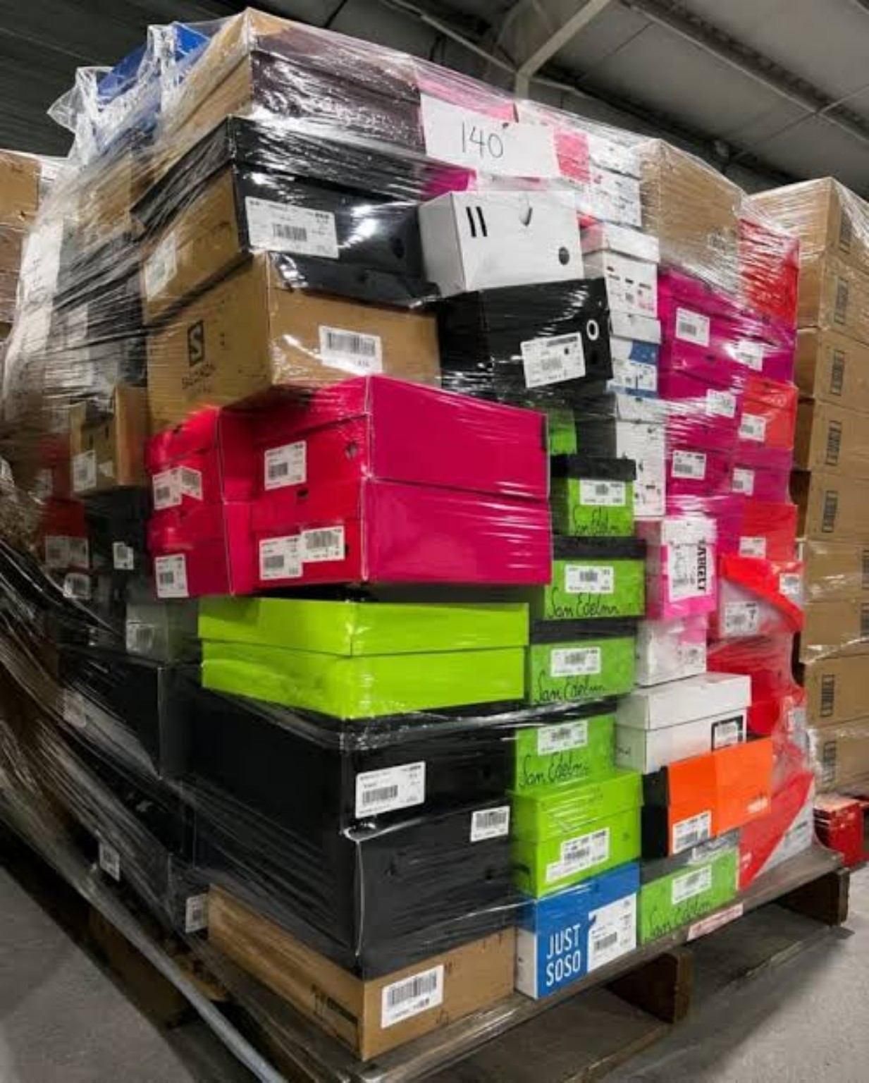 Uploaded photo: Shoe-box resale pallet